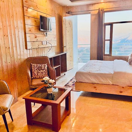 Hotel Classic Crown - #Scenic Mountain View #Open Terrace #Parking #Premium Rooms With Balcony #Guest Preferred #Best Selling Hotel In Mussoorie Luaran gambar
