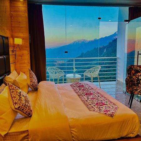 Hotel Classic Crown - #Scenic Mountain View #Open Terrace #Parking #Premium Rooms With Balcony #Guest Preferred #Best Selling Hotel In Mussoorie Luaran gambar