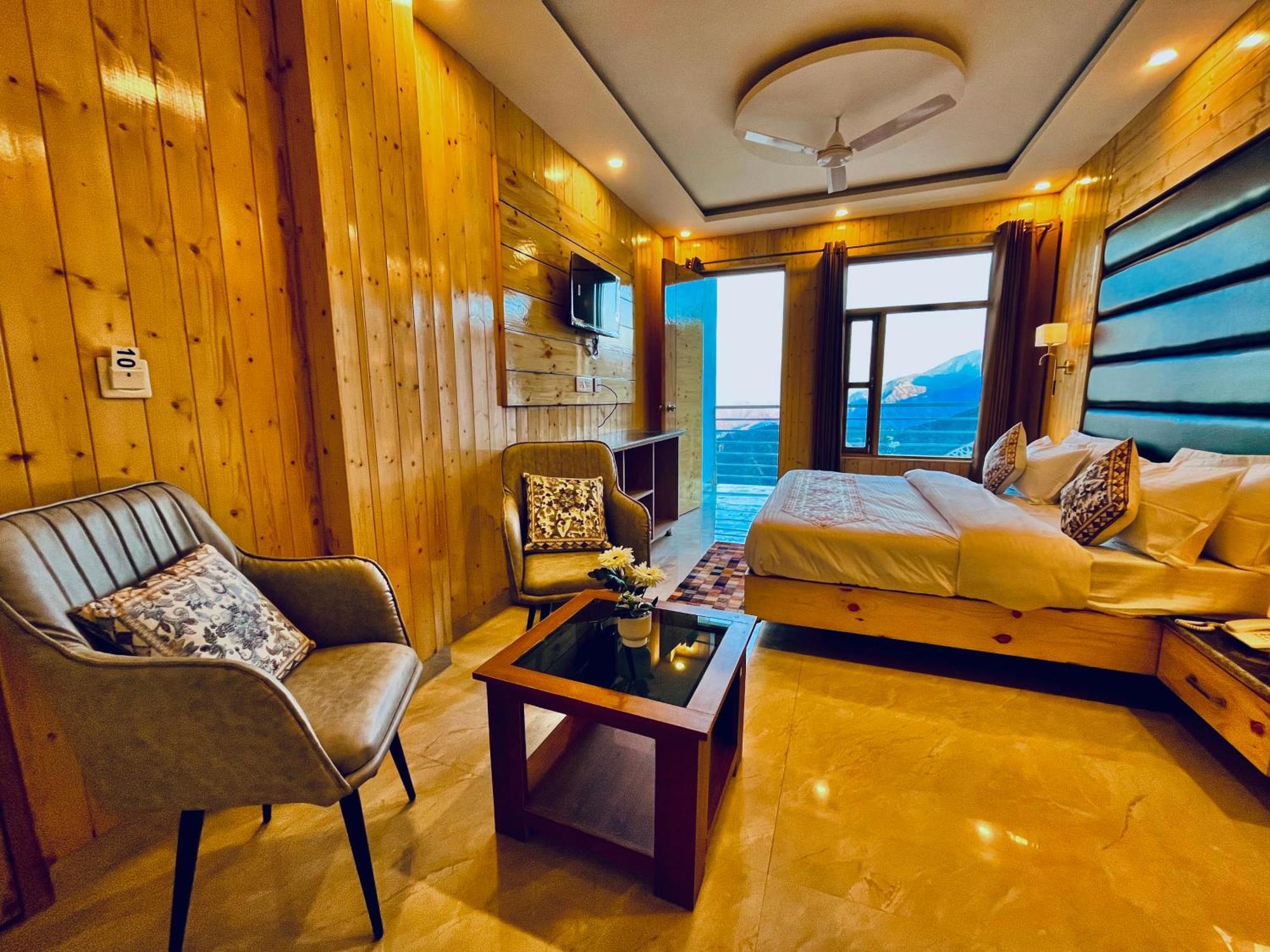 Hotel Classic Crown - #Scenic Mountain View #Open Terrace #Parking #Premium Rooms With Balcony #Guest Preferred #Best Selling Hotel In Mussoorie Luaran gambar