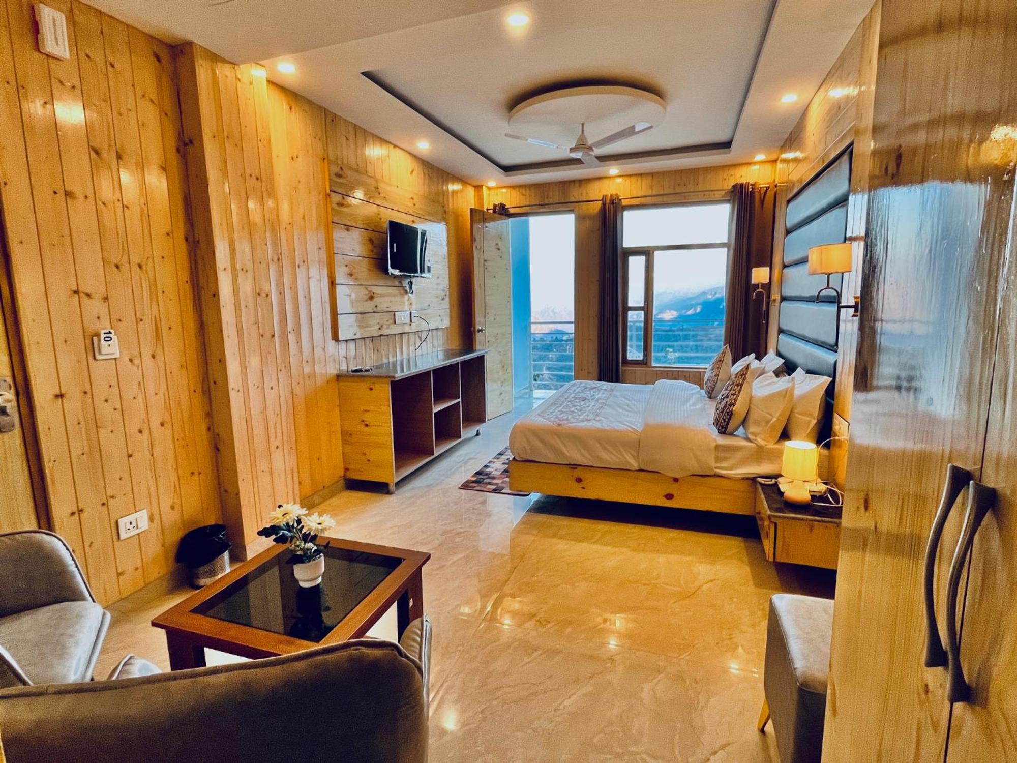 Hotel Classic Crown - #Scenic Mountain View #Open Terrace #Parking #Premium Rooms With Balcony #Guest Preferred #Best Selling Hotel In Mussoorie Luaran gambar